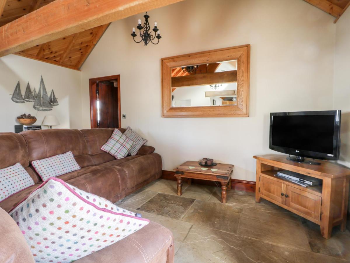 Stable Cottage Stoupe Brow Exterior photo